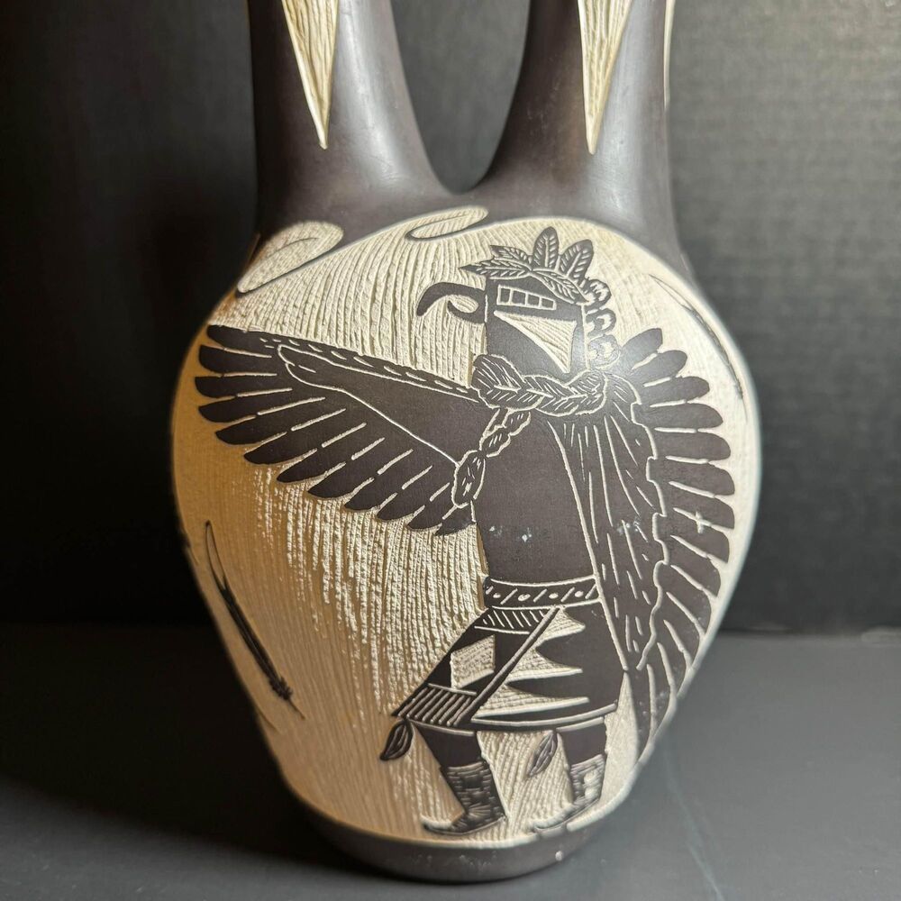 A & U Lucaris Native American Tribal Wedding Vase [Item 818]
